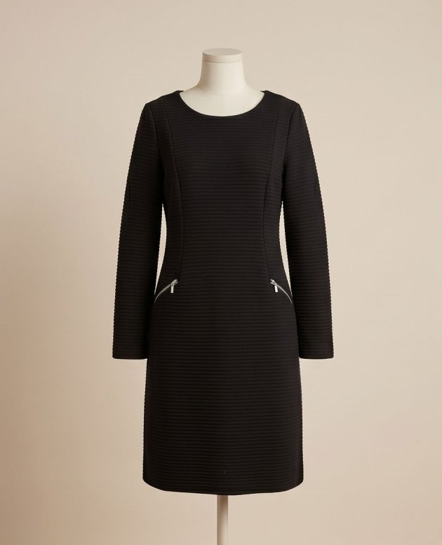 Ladies Black Dress (Size 14)